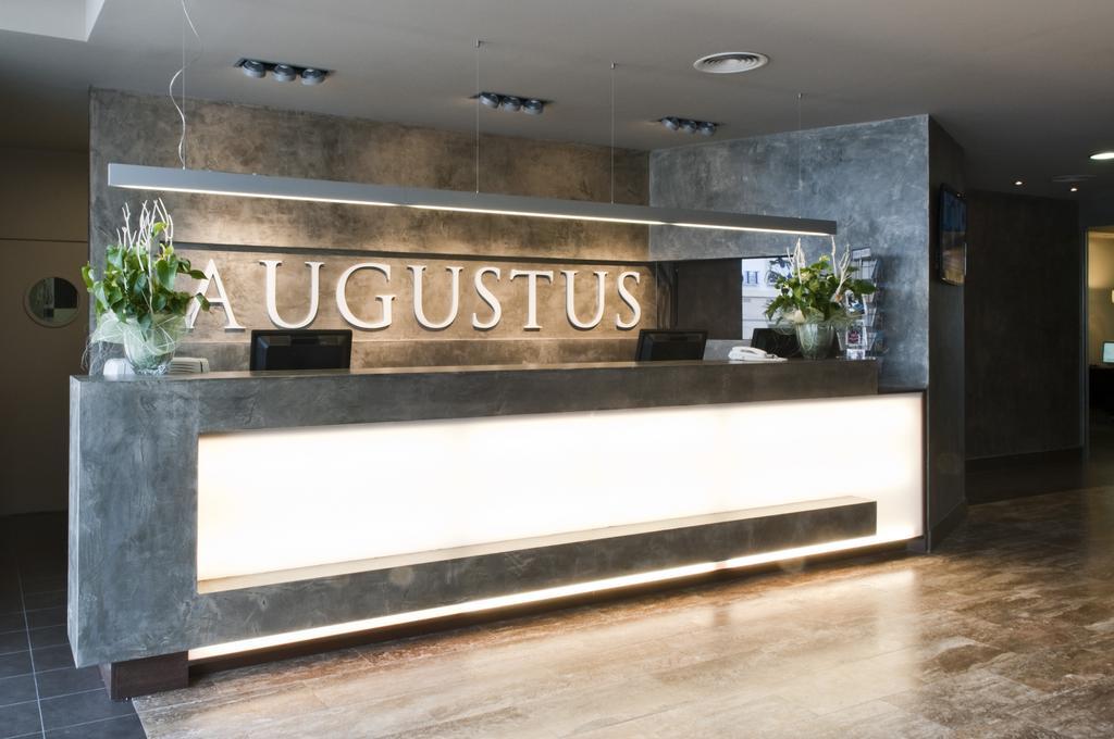 Augustus Hotell Cambrils Exteriör bild